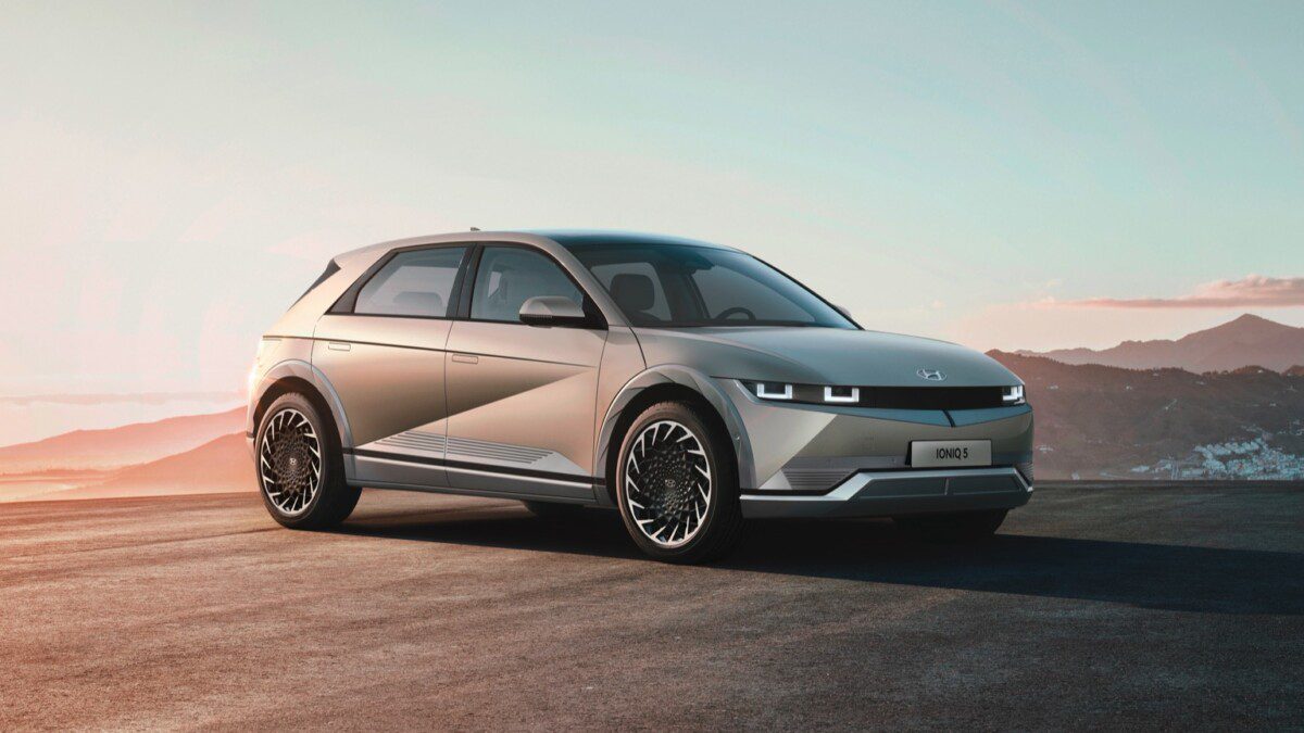 Mokymo centrai JAV sulaukė išskirtinės „Hyundai“ dovanos, gavo naujus elektromobilius