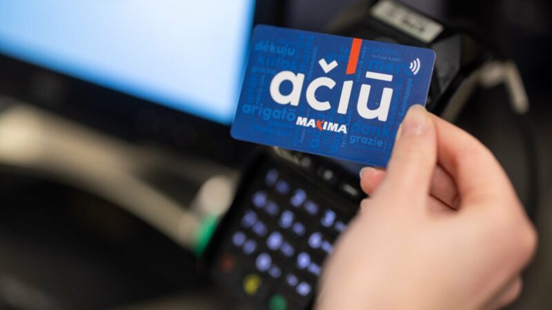 Skandalas dėl lojalumo kortelių: „Maxima“ ir kitų parduotuvių pirkėjai lieka be sukauptų taškų