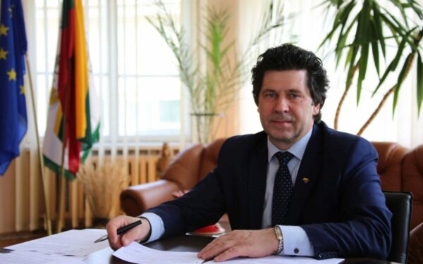 Milijonai ir slapti susitarimai, kas iš tikrųjų vyko Žemės ūkio rūmuose šiemet?