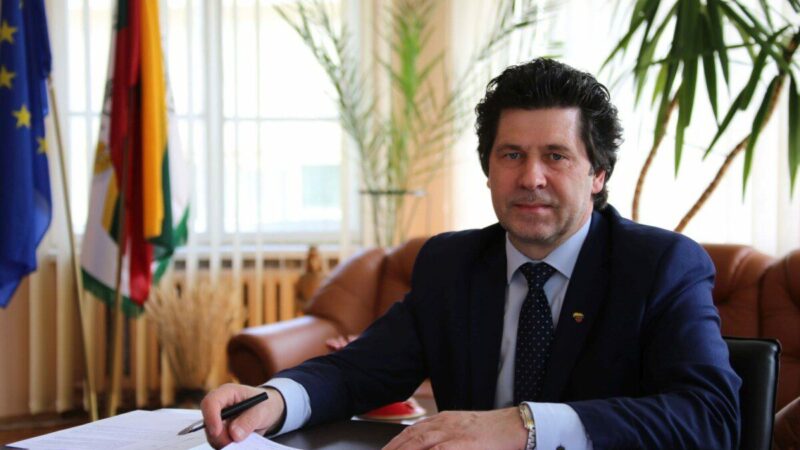 Milijonai ir slapti susitarimai, kas iš tikrųjų vyko Žemės ūkio rūmuose šiemet?