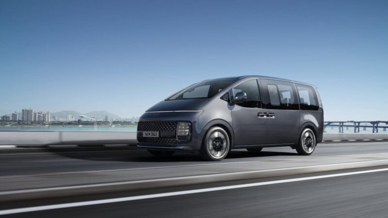 „Hyundai“ ruošia įspūdingą elektrinį automobilį, debiuto laukiama Briuselyje