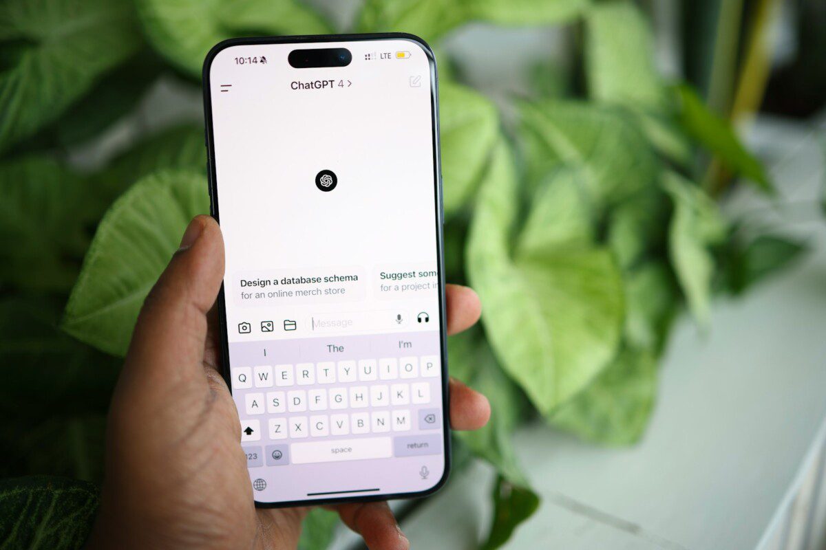 Dirbtinio intelekto banga Lietuvoje: kalbos robotai perrašo mūsų bendravimą