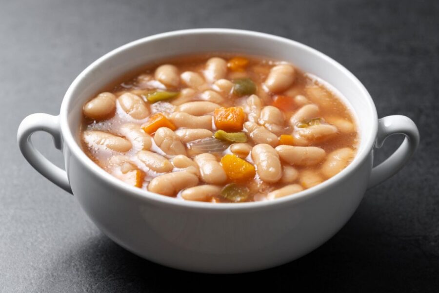 Didžiausia klaida ruošiant pupeles, dėl šių įpročių jums nuolat pučia pilvą