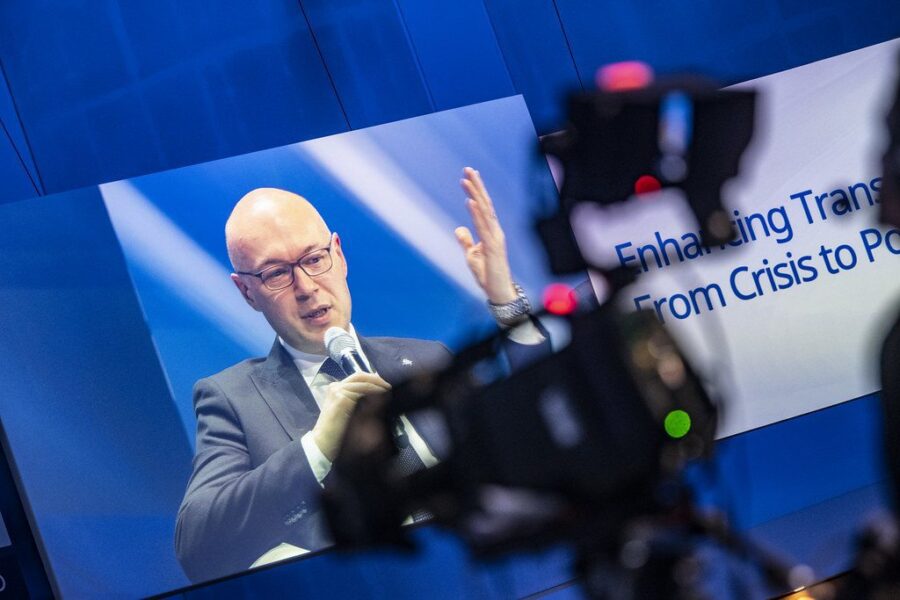 „Čekiukų“ byloje prieš Sabutį nurodyti įspūdingi kiekiai kuro ir televizorius su garso sistema