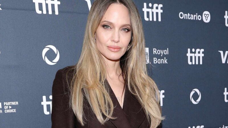 Ar tai atsisveikinimo pradžia? Angelina Jolie veiksmai JAV kelia klausimų