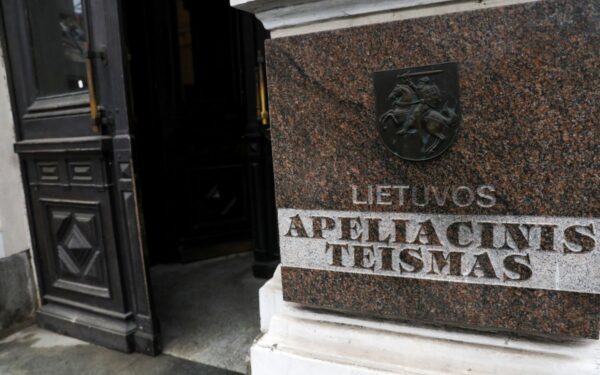 Teismas padėjo tašką: buvęs ligoninės vadovas pripažintas kaltu, konfiskuojama beveik 45 tūkst. eurų