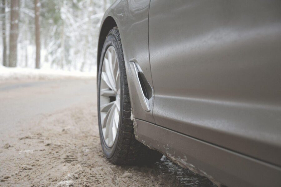 Sostinėje užfiksuota eismo nelaimė: BMW sužalojo pėsčiąjį
