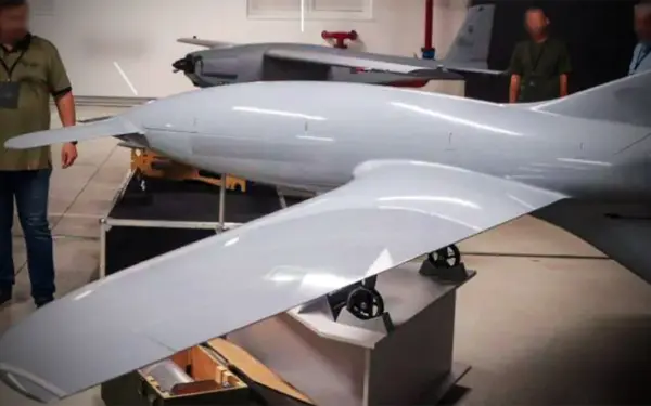 Dronai tik popieriuje, milijonai kišenėse: atskleista schema, kuri karo metu apvogė kariuomenę