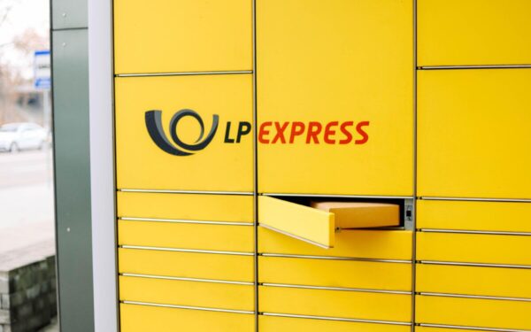 Gyventojai šturmavo paštomatus: šventinis laikotarpis Lietuvoje tapo net ir istoriniu