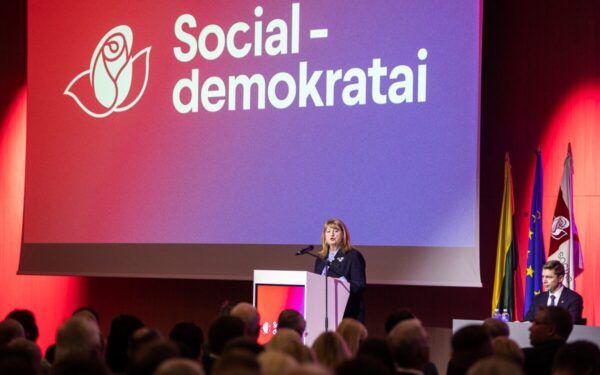 Socialdemokratų gretose verda diskusijos: premjerė nemato grėsmės partijos stabilumui