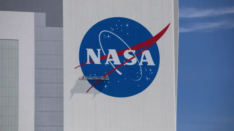 NASA sprendimas šokiravo: dėl sveikatos bėdų astronautus skubiai grąžina į Žemę anksčiau laiko