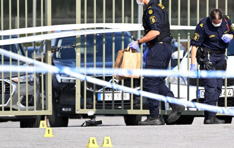 Švedijoje per šaudynes prie mečetės žuvo žmogus. EPA-ELTA nuotr.