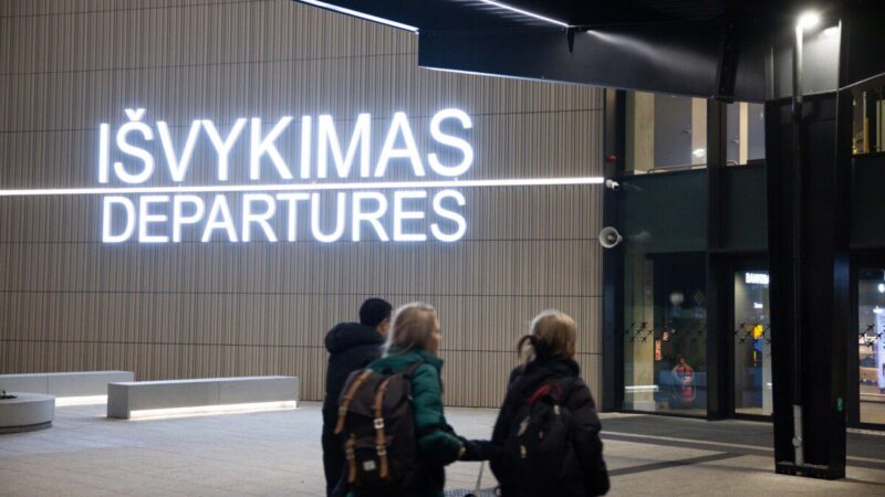 Ar Lietuva taps patrauklesnė grįžtantiems emigrantams? Siūloma keisti nedarbo išmokų mokėjimo tvarką