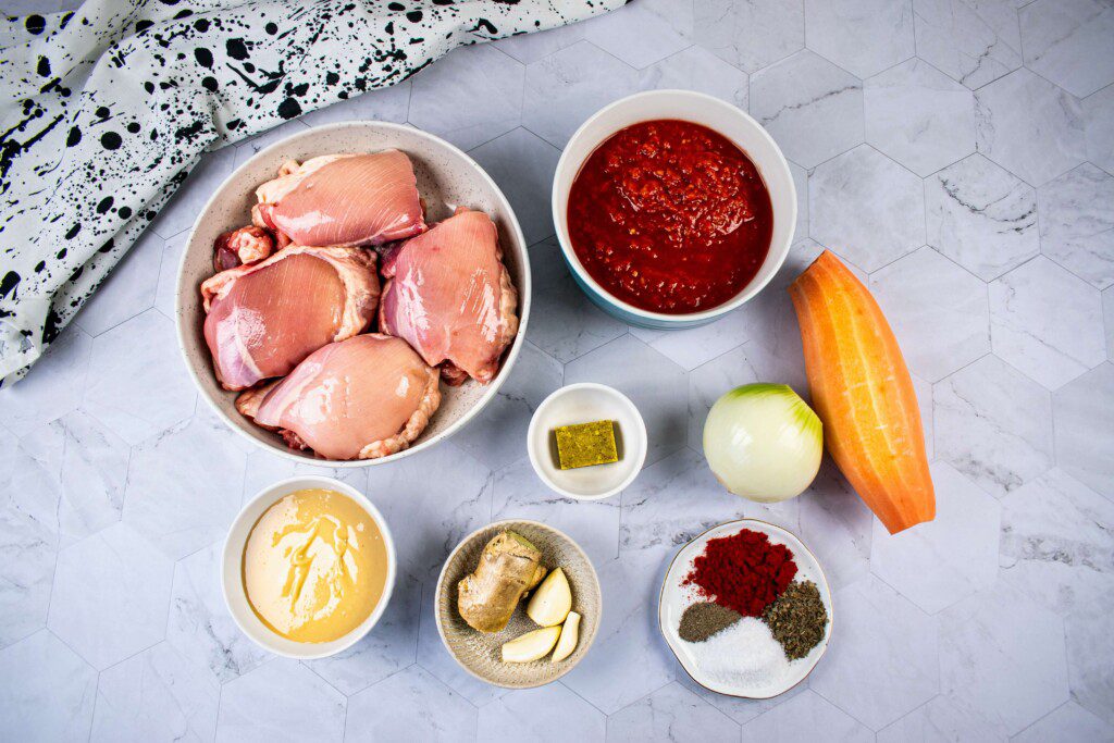 Vištienos sriuba su žemės riešutų kremu. Ingredientai