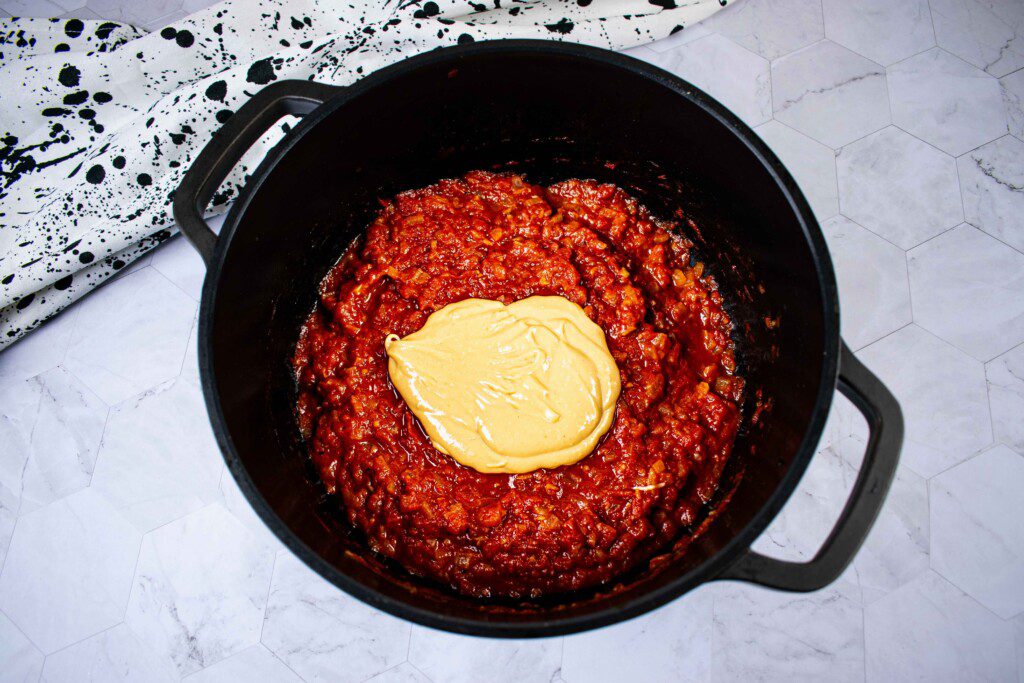 Vištienos sriuba su žemės riešutų kremu. Riešutų kremas