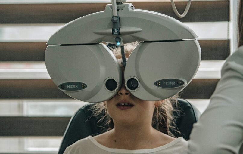 white eye testing machine