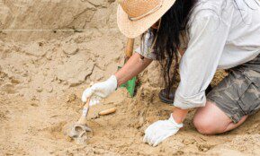 Archeologai aptiko seniausią suaugusio žmogaus kremaciją – šis radinys sugriauna istorikų teorijas