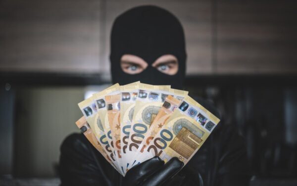 Ar tai pasitikėjimo krizė? STT tyrimas kelia klausimų apie pasitikėjimą valstybe ir jos institucijomis