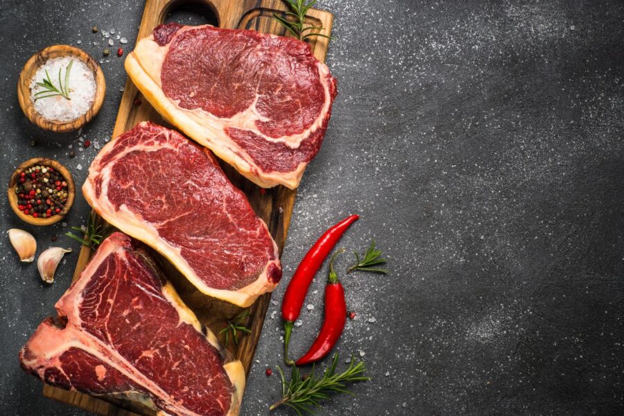 Atsisakėte mėsos? Štai kas iš tikrųjų pradeda vykti jūsų organizme po kelių savaičių