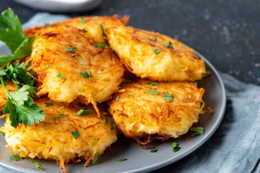 Kitas būdas iškepti auksinius bulvinius blynus