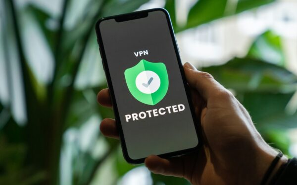 Naršote nesaugiai net to nežinodami: pasakė, kaip išsirinkti VPN, kuris tikrai saugo jūsų duomenis
