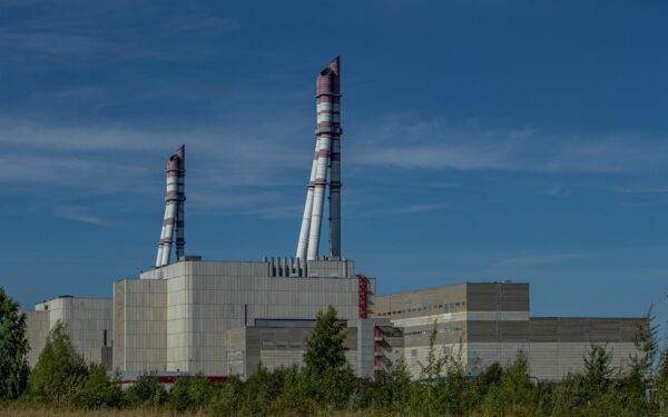 Japonijoje kilo didžiulis nerimas: milžiniškos atominės elektrinės paleidimas ir vėl sustabdytas