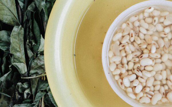 Pupelės pučia pilvą? Greičiausiai jas verdate neteisingai, štai ką būtina pakeisti