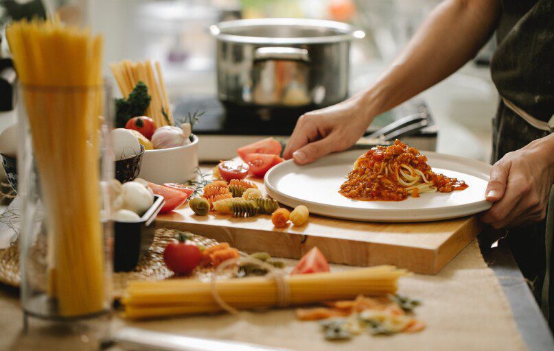 spaghetti, pasta, cooking, kitchen, meal preparation, cooking, cooking, cooking, cooking, cooking, kitchen