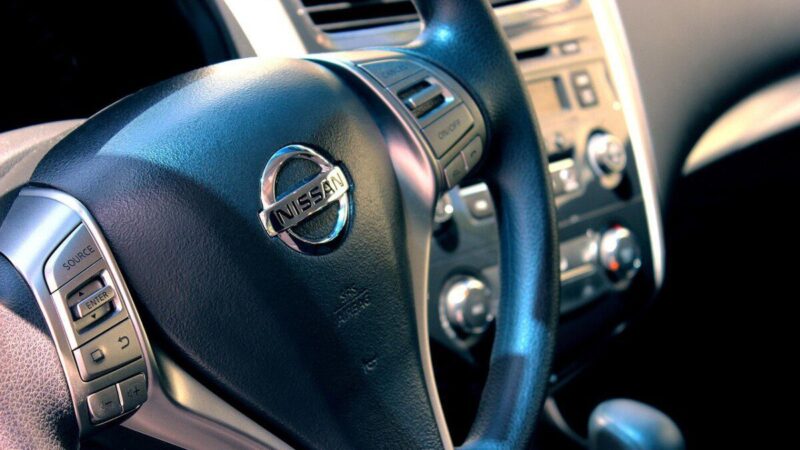 Proveržis elektromobilių rinkoje: Japonijos automobilių milžinė kurs revoliucinę bateriją