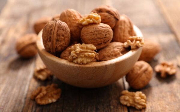 Graikiniai riešutai: štai kada juos valgyti, kad nauda būtų maksimali, o svoris neaugtų