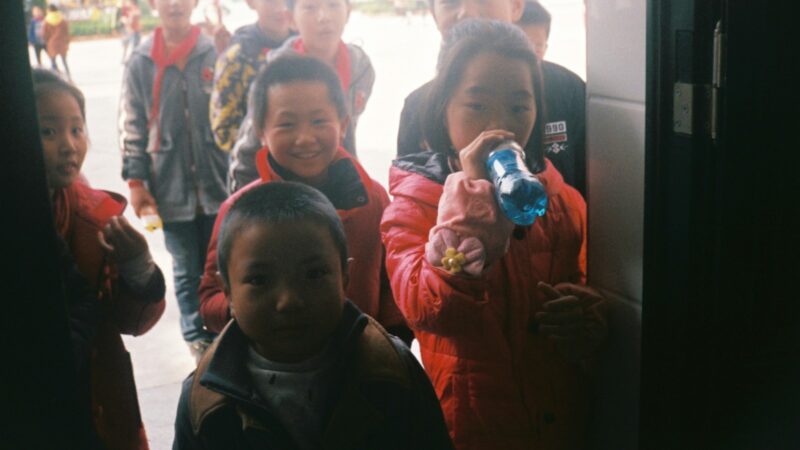 Kinija grimzta į demografinę krizę: gimstamumas krito iki žemiausio lygio per visą istoriją