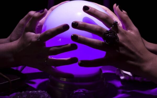 Antradienio horoskopas: keturi Zodiako ženklai yra pasiruošę dideliam karjeros proveržiui