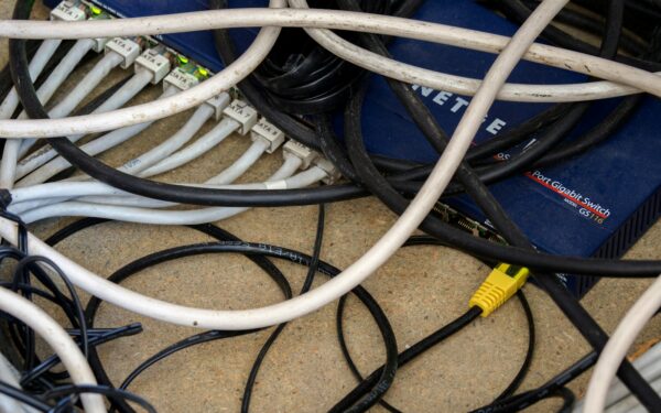 Mokate už greitą internetą, bet jis vis tiek lėtas? Būtinai patikrinkite šį vieną daiktą namuose