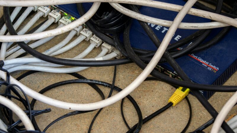 Mokate už greitą internetą, bet jis vis tiek lėtas? Būtinai patikrinkite šį vieną daiktą namuose