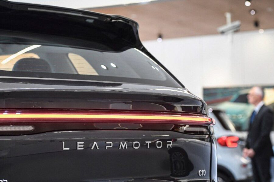 Kinijos automobilių gamintojai plūsta į Europą, ši bendrovė žada gausybę naujienų