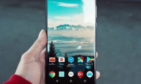 black Sony Xperia android smartphone