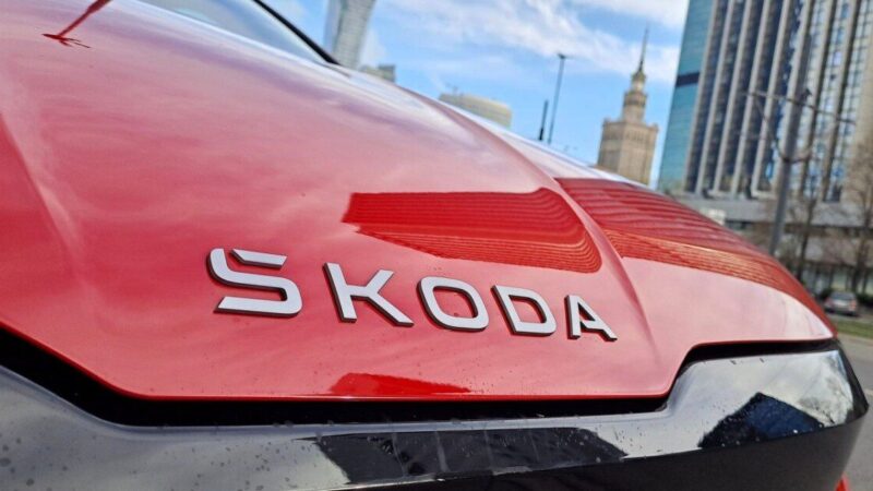 Europos keliuose naujas lyderis: šio prekės ženklo automobilių pardavimai muša visus rekordus