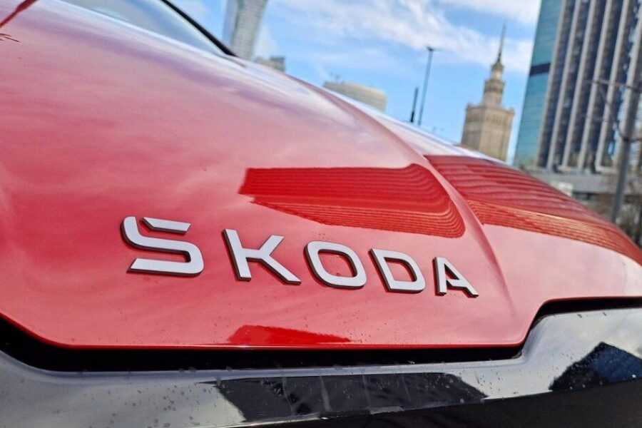 Europos keliuose naujas lyderis: šio prekės ženklo automobilių pardavimai muša visus rekordus