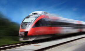 Lenkija ruošiasi geležinkelių revoliucijai: 320 km/val. traukiniai jau ant horizonto!