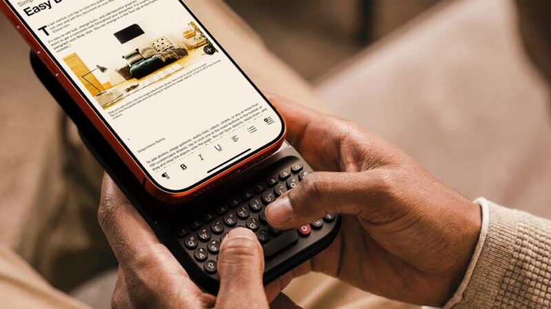 Svajonių aksesuaras telefonui: pristatė priedą, kuris gali pakeisti klaviatūros ekraną
