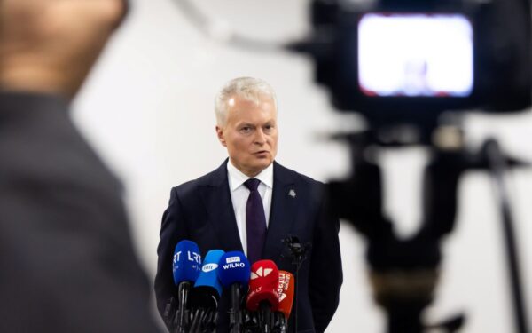 Nausėda pripažino: Grenlandijos klausimo susitikime su Danijos karaliumi išvengti nebuvo įmanoma