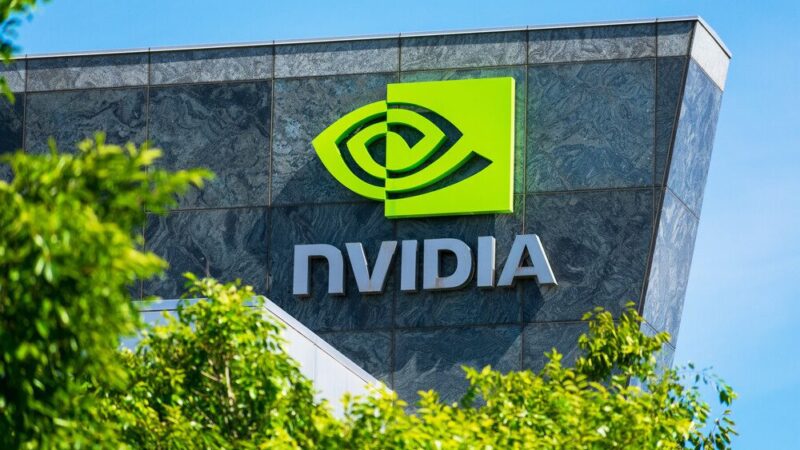 Rinkoje juntamas vaizdo plokščių deficitas: „Nvidia“ ėmėsi netikėtų veiksmų ir pasiūlys naują modelį
