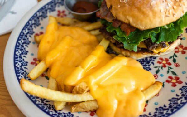 Išbandykite tai jau rytoj ryte: šis lydytas sūris taps tavo nauju mėgstamiausiu pusryčių patiekalu