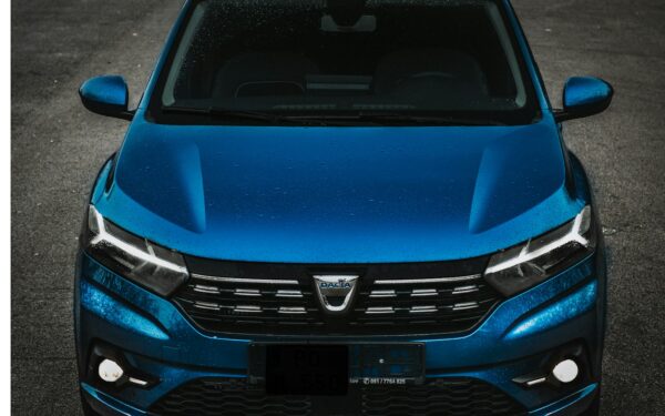 Naujasis „Dacia“ elektromobilis: pigus, europietiškas ir pasiruošęs užkariauti automobilių rinką