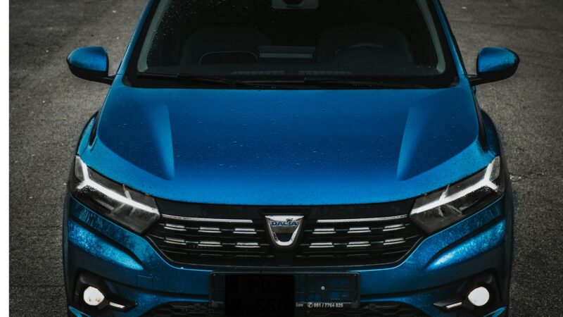 Naujasis „Dacia“ elektromobilis: pigus, europietiškas ir pasiruošęs užkariauti automobilių rinką