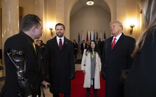 Vance’o žodžiai kelia sumaištį: kodėl Europai siūlomas modelis, kuris glumina net ekspertus?