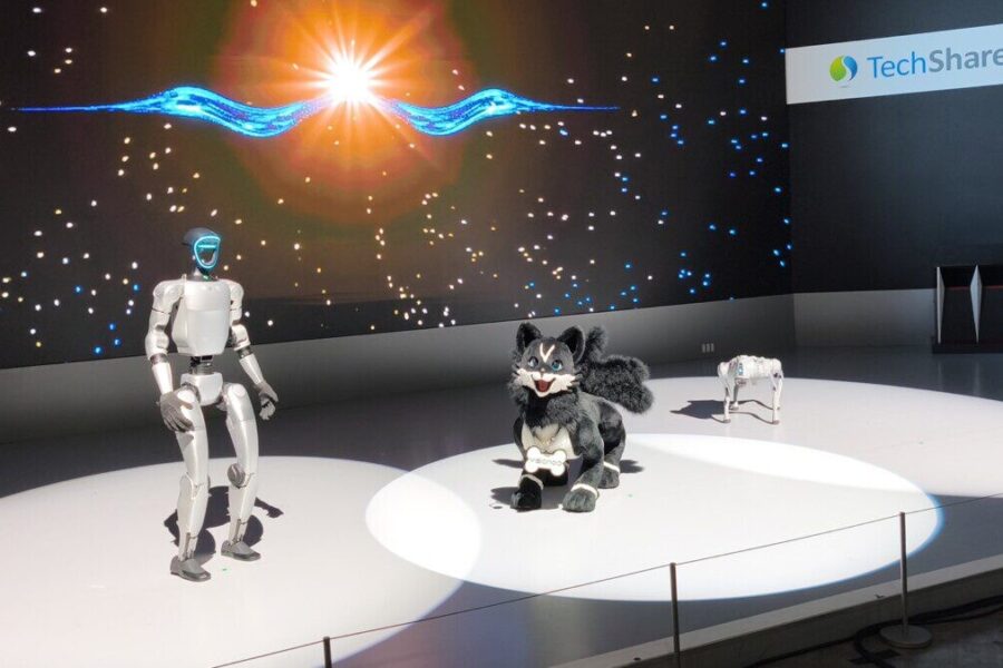 Nuo akrobatikos iki gamyklų: „Unitree Robotics“ humanoidai artėja prie realių darbų