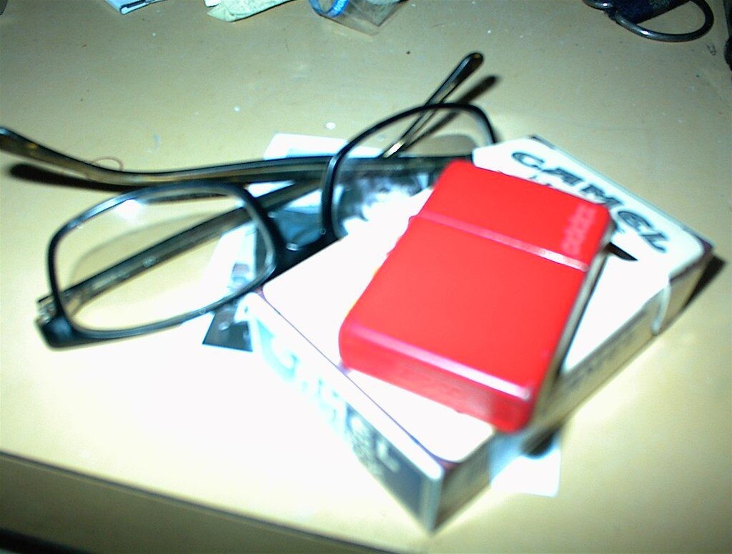 Smurto byla Kauno rajone: kratos metu įtariamųjų namuose rasti narkotikai ir 43 blokai cigarečių