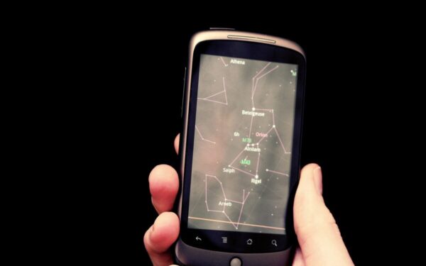 Milžiniškas duomenų kiekis ir stulbinantys atradimai: aptikta kone 14 mln. nematomų kosminių objektų