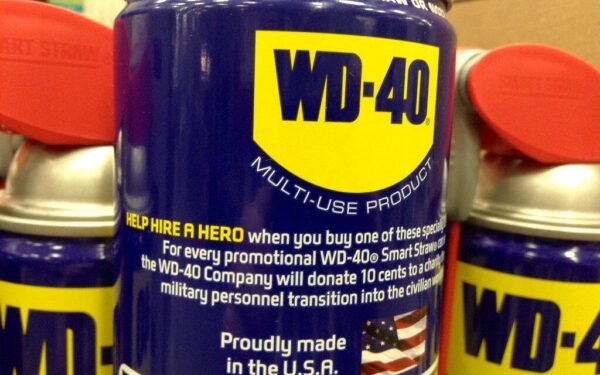 Mįslė skardinėje: kodėl per 70 metų niekam nepavyko tiksliai atkartoti WD-40 formulės?
